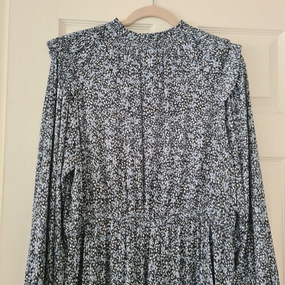 NWT Split-Neck Tiered Mini Dress - Picture 5 of 5